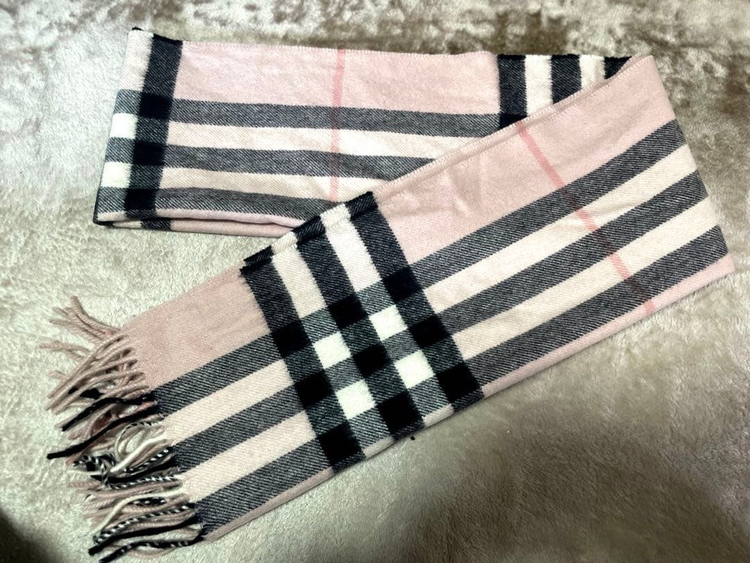 バーバリー　ピンクチェックマフラー