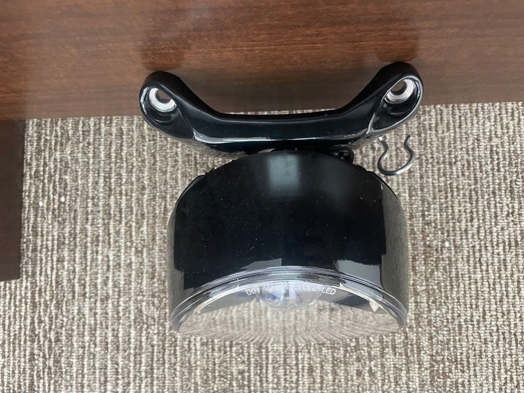 ブレイクアウト117純正ヘッドライト