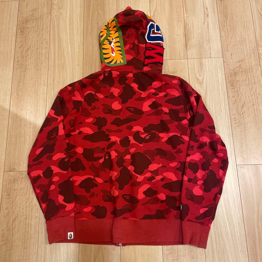 Bathing ape エイプシャークフードパーカー