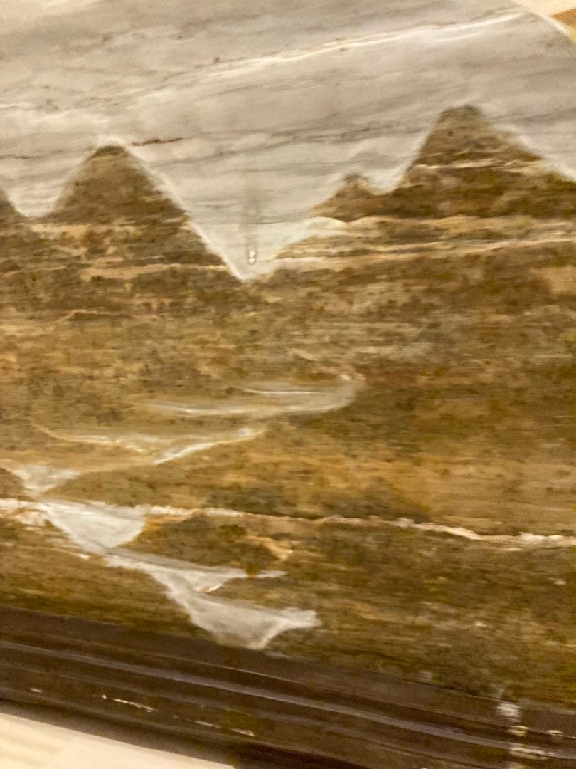 希少　鑑賞石 風景石 衝立石 山水図 彫刻 天然石 置物　山の風景 石のアート