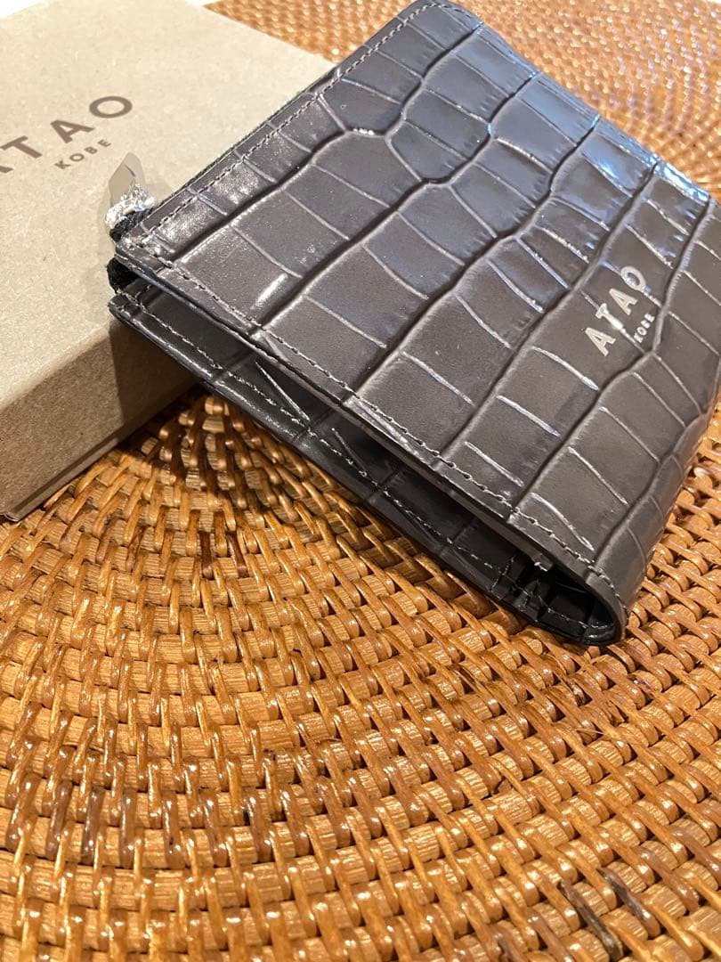 アタオ　ケース チェスレリーフ