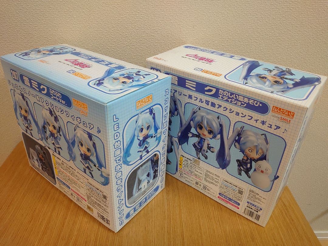 ねんどろいど（雪ミク＆桜ミク＆初音ミク）セット＋交換パーツ