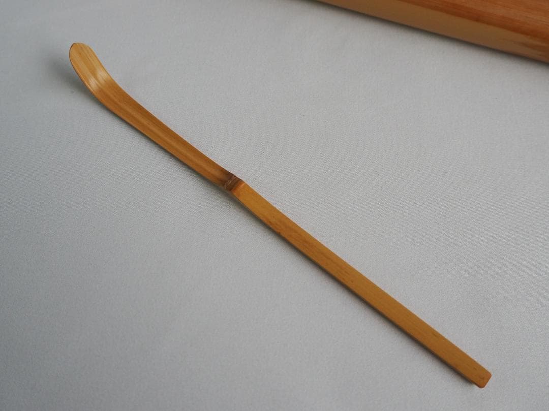 大徳寺511世管長 立花大亀造『竹茶杓』銘：松風（共箱・共筒）