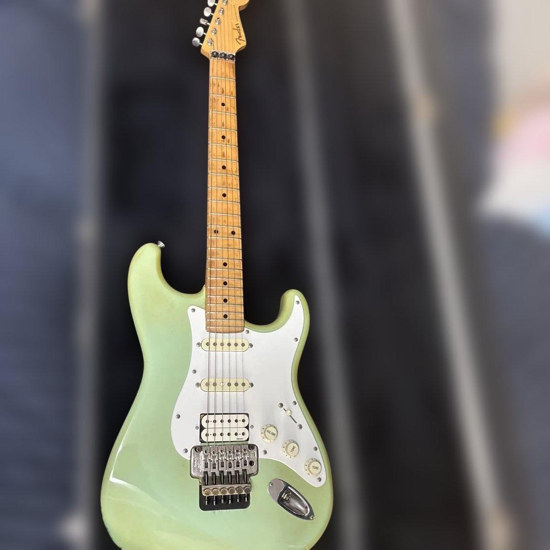 Fender JAPANストラトキャスター ＳＴＲ？フジゲン製ハードケース付き