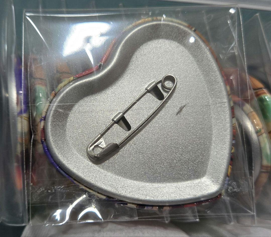 朔間凛月 あんスタ ホワイトデー ハート缶バッジ 25個セット