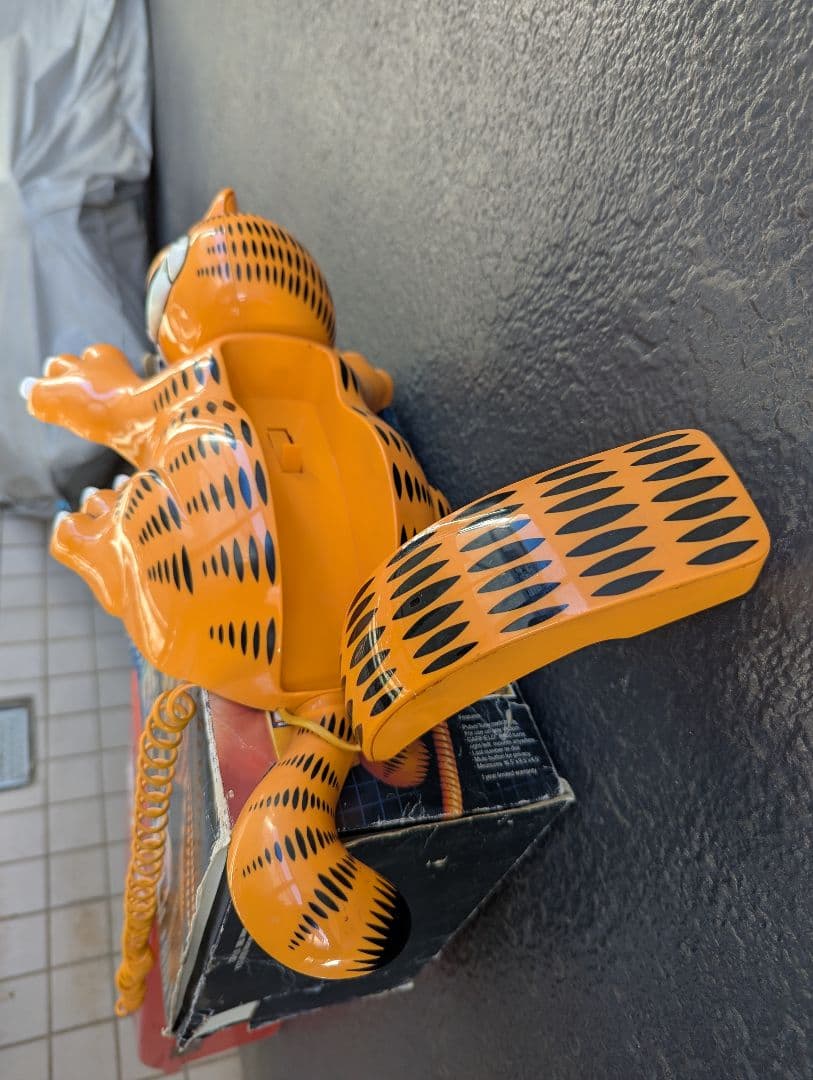 【ガーフィルド、超レア壁掛け電話機(ジャンク品)】1981 米国買付け 中古美品