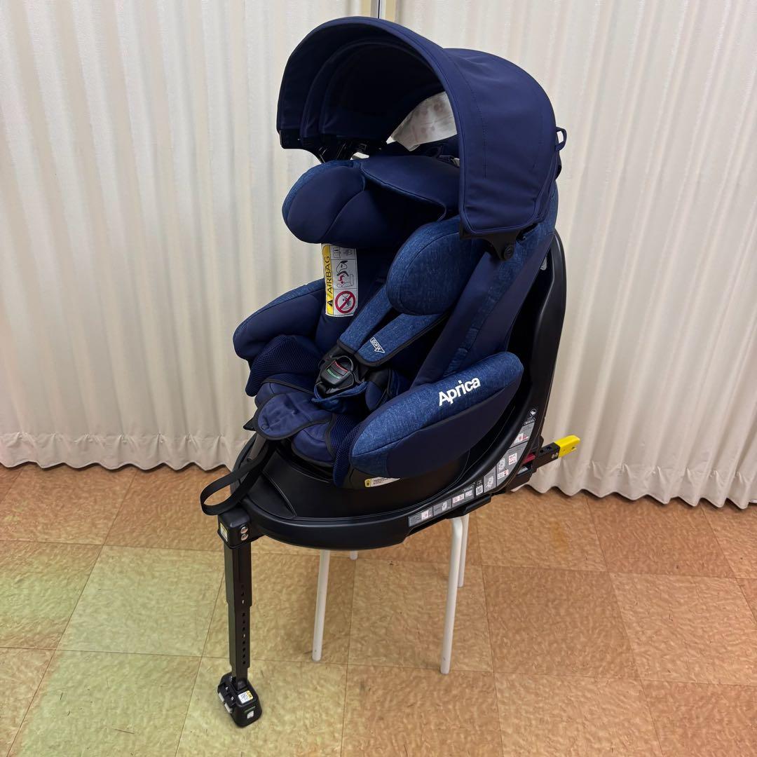 クリーニング済　☆綺麗☆　新生児　アップリカ　フラディアグロウ　ISOFIX　紺