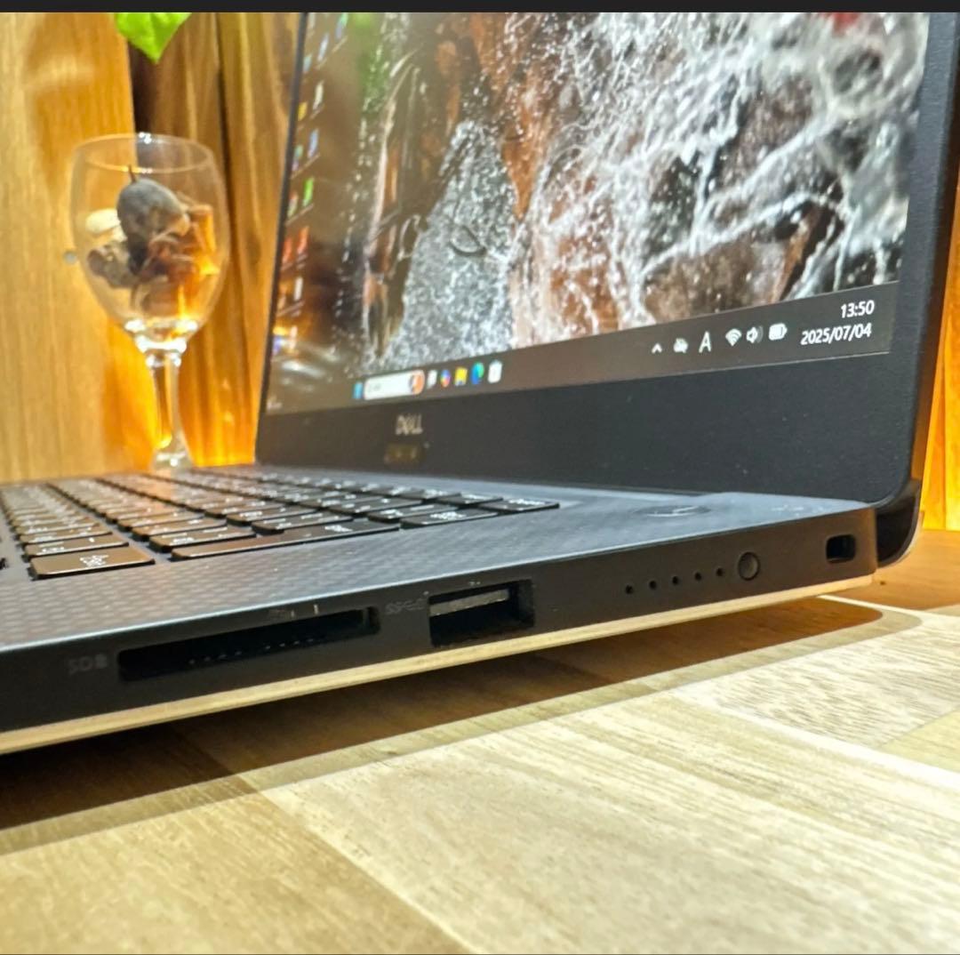 DELL Precision 15.6インチ ノートPC