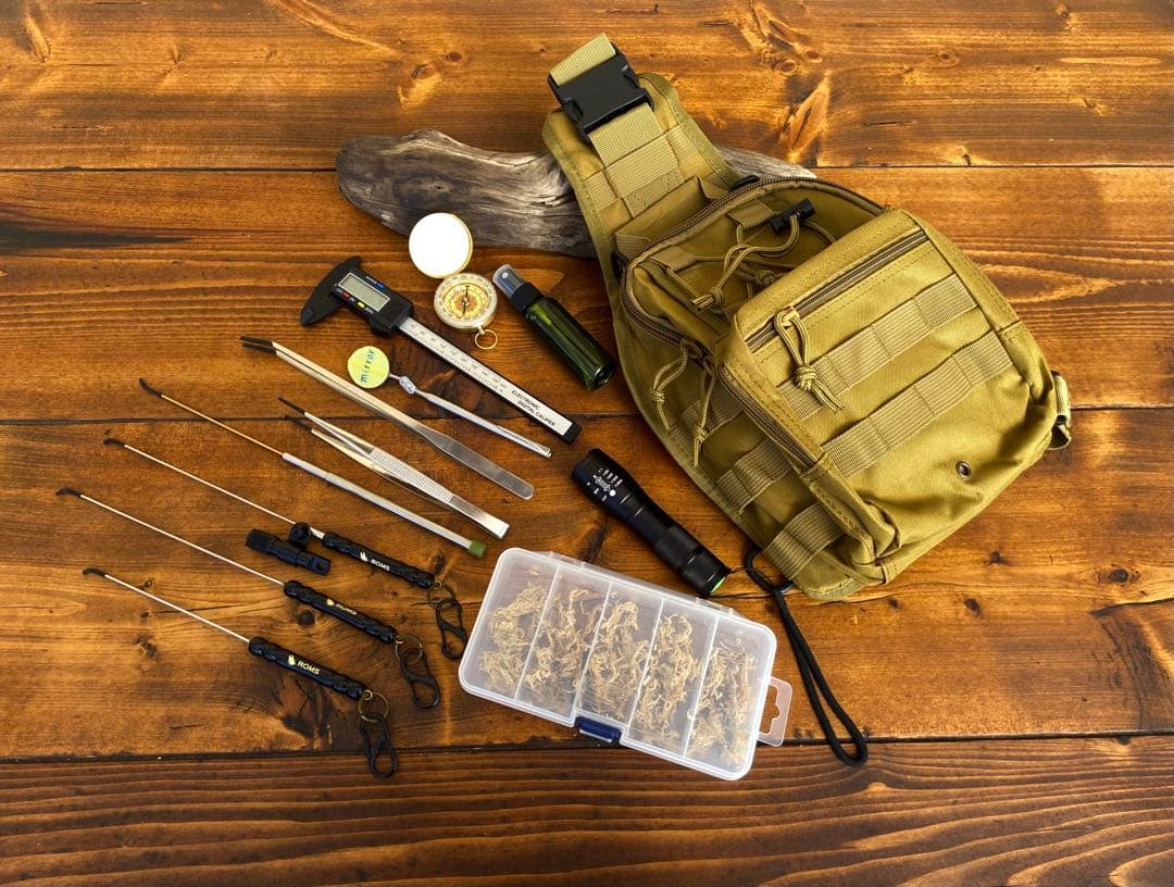 クワガタ採集セット　ブラック　オリジナル掻き出し棒　デジタルノギス　採集ケース