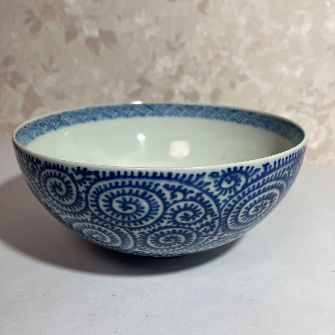 古伊万里染付蛸唐草文磁器中鉢