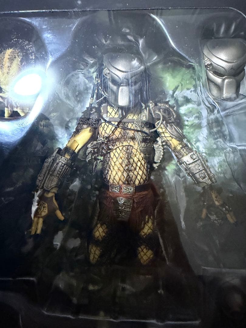 PREDATOR JUNGLE HUNTER アクションフィギュア