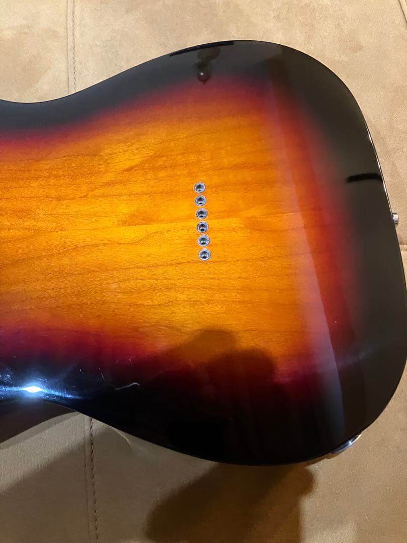 再出品Squier Telecasterシンライン