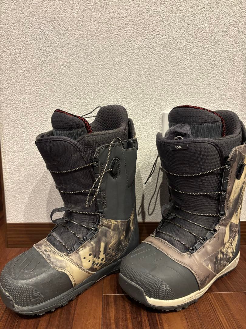 まんばん　BURTON ION AF アイオン　7インチ 25.０cm