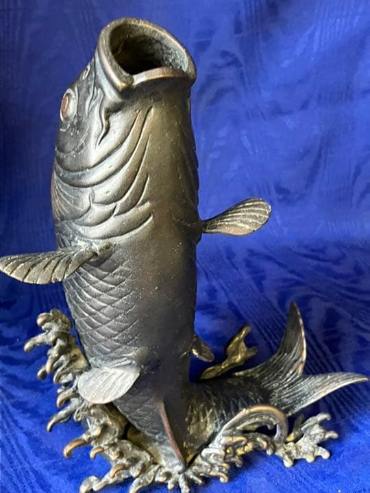 高岡銅器　鯉　コイ　花瓶　一輪挿し