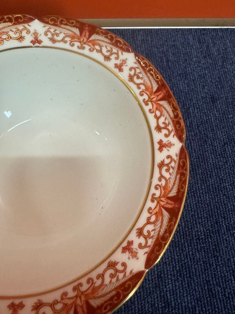 1721  其泉窯 赤濃 金彩 唐草　深鉢