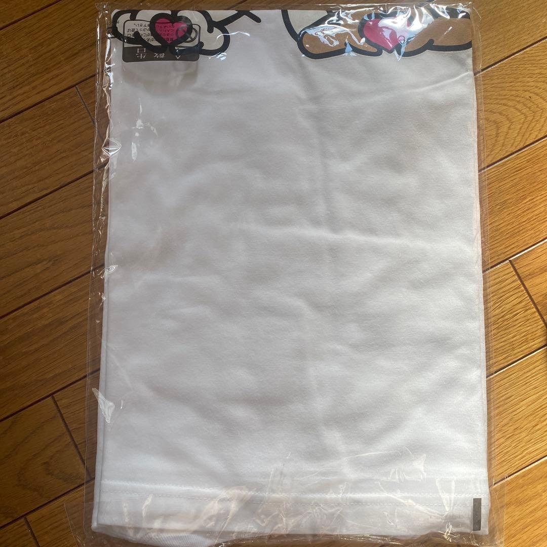 BRUNO MARS HELLO KITTY Tシャツ　Mサイズ　新品未開封