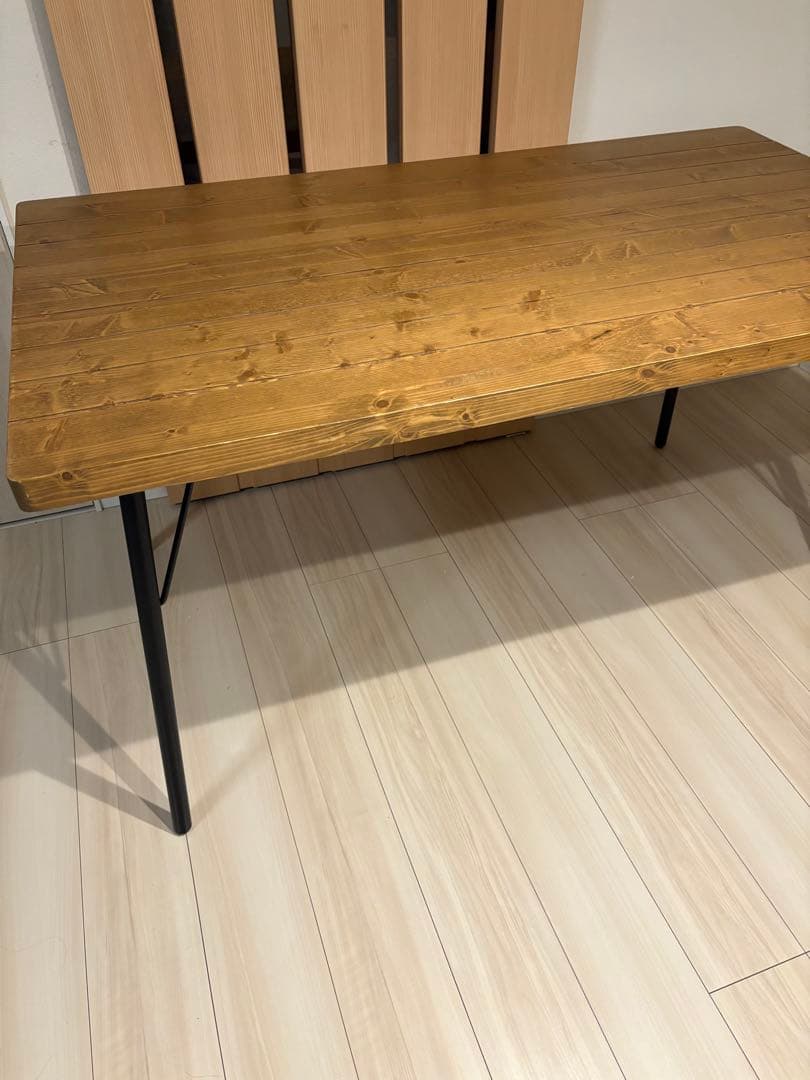 ニトリ 木製ダイニングテーブル アウロス130