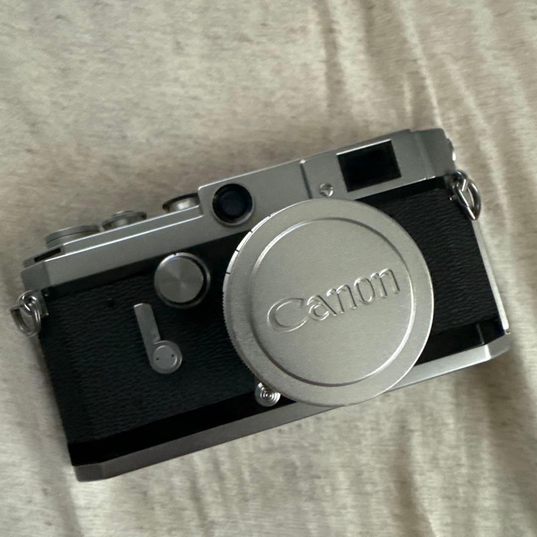 canon カメラ　カバーあり