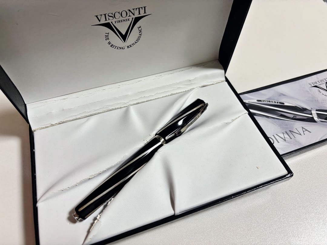 ビスコンティ ディヴィーナ オーバーサイズ 万年筆