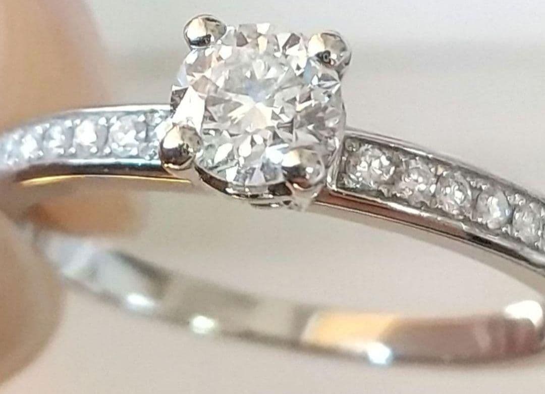 出品は本日22時まで！ブルガリ ローマ アモール リング 0.3ct/G/VS1