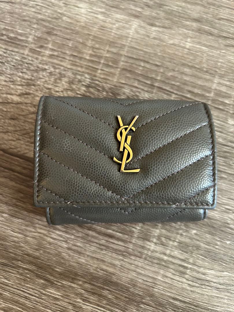 YSL カーキ　三つ折り財布 レザー　ミニ　財布　モノグラム