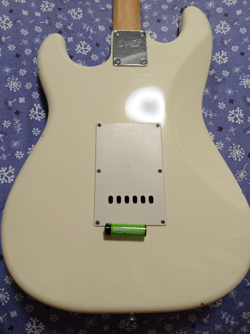 Squier エレキギター 本体 ストラトキャスター Fender