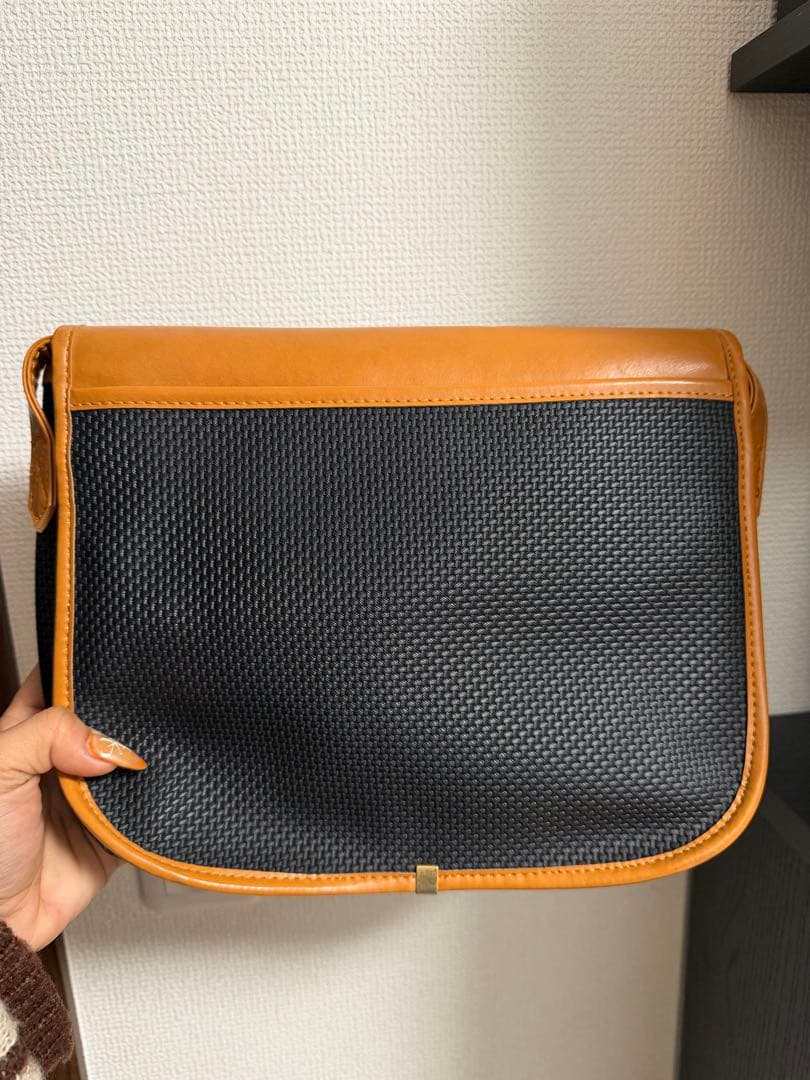 YSL ショルダーバッグ