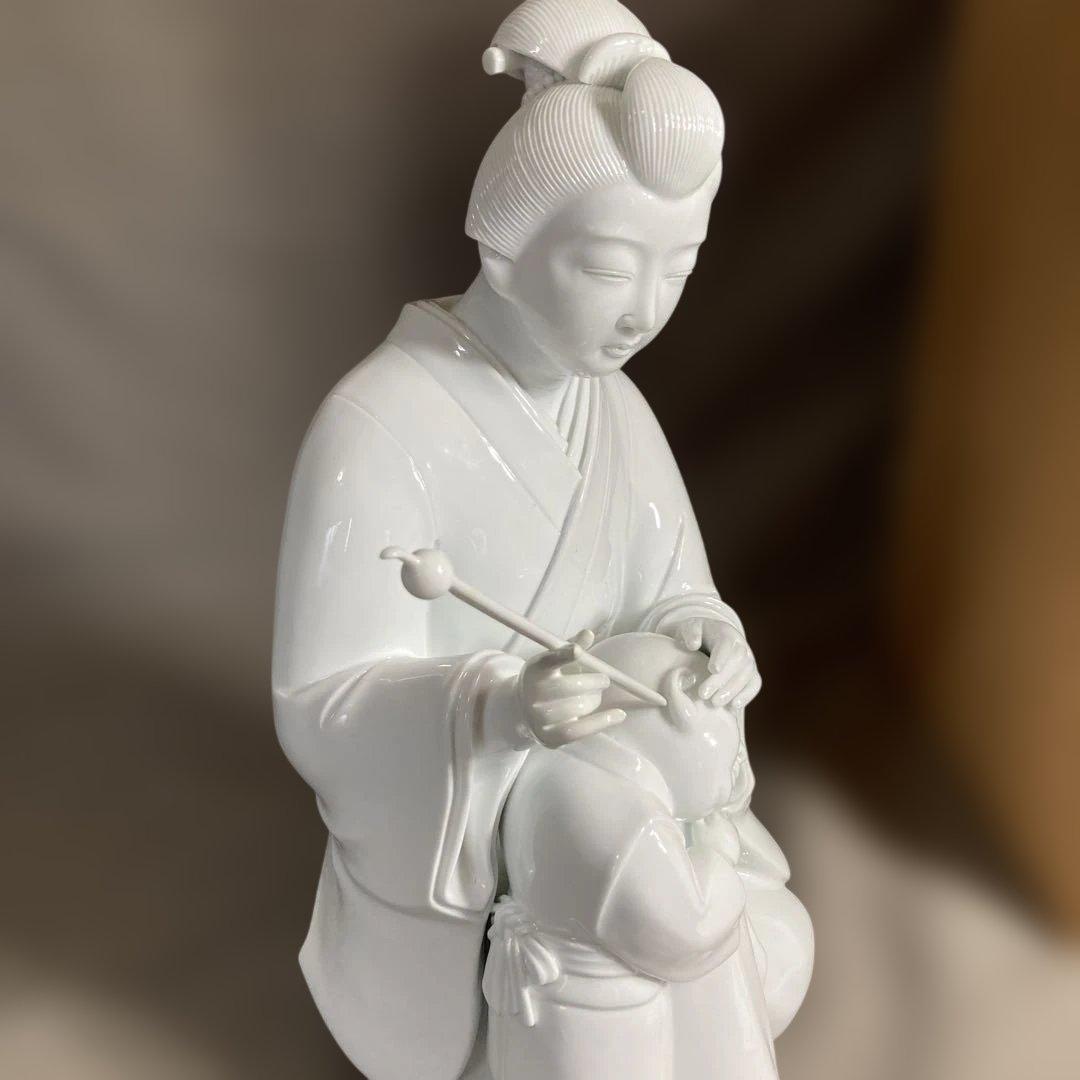 【R叔父さん専用】白磁彫刻の伝統　重要無形文化財　樋渡陶六作　白磁彫刻　親子置物