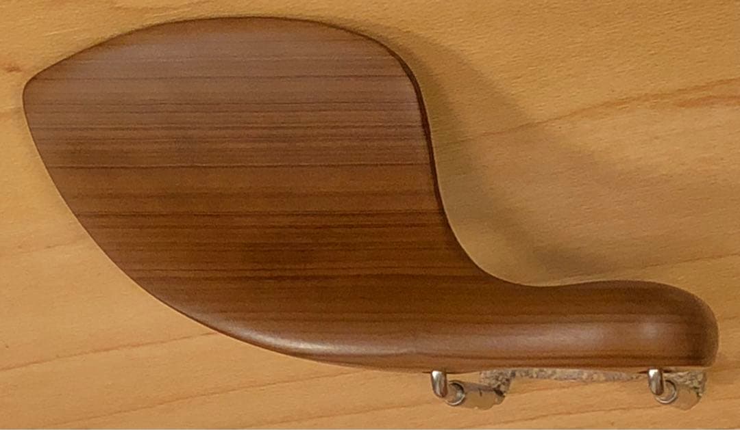 ドイツ職人の手作り・高級メーカーBerdani製 グァルネリ顎当て 19mm