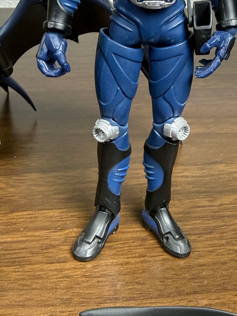 S.H.Figuarts 仮面ライダー ダークウィング