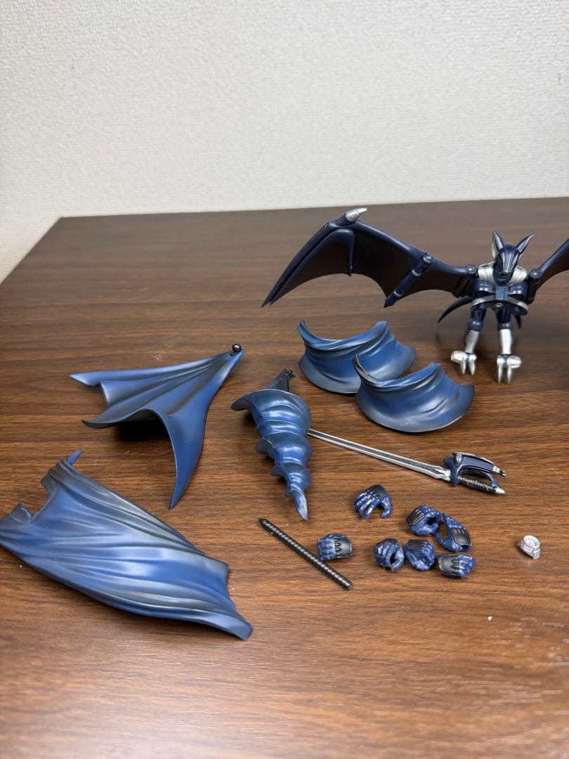 S.H.Figuarts 仮面ライダー ダークウィング