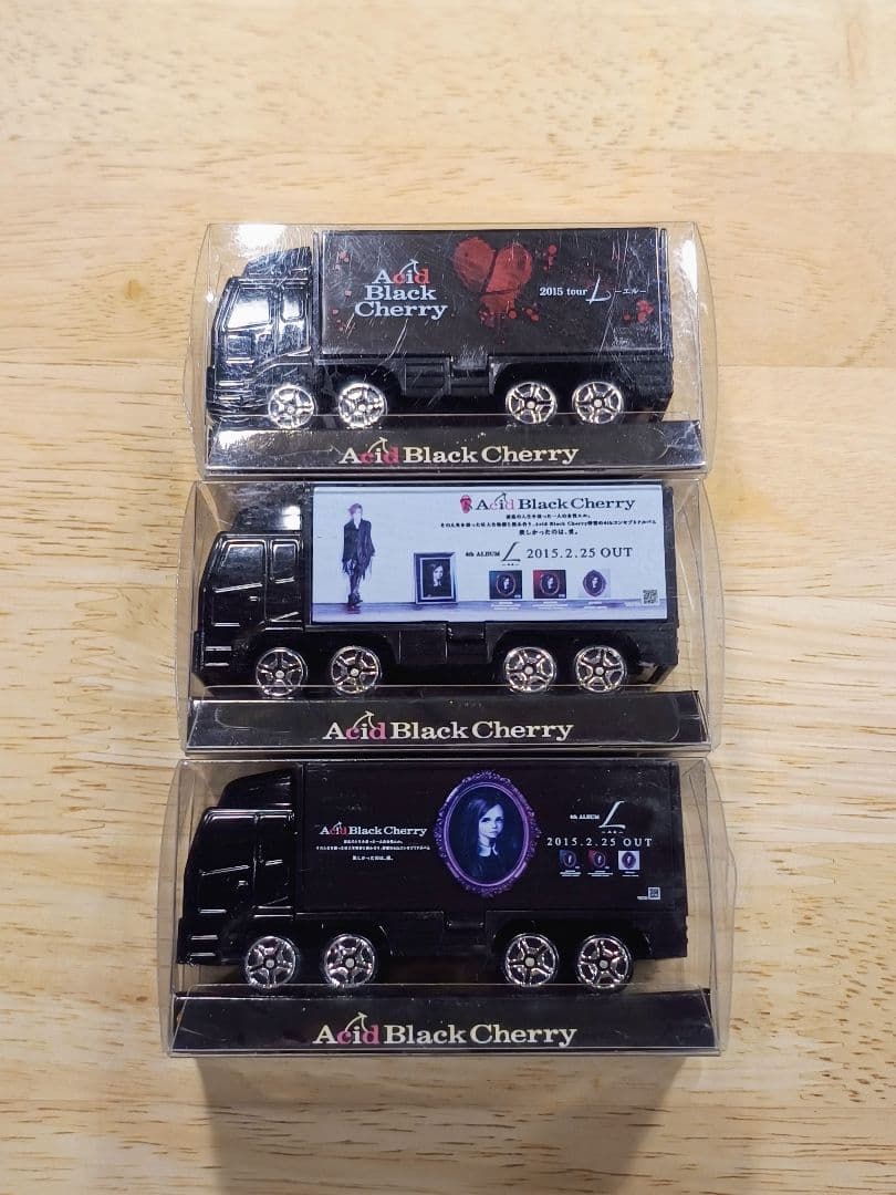 Acid Black Cherry ツアートラック ミニカー3台セット