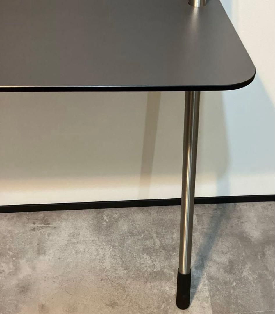 MOX(スイス製) グレー パソコンデスク　シンプルデザイン　壁掛け式