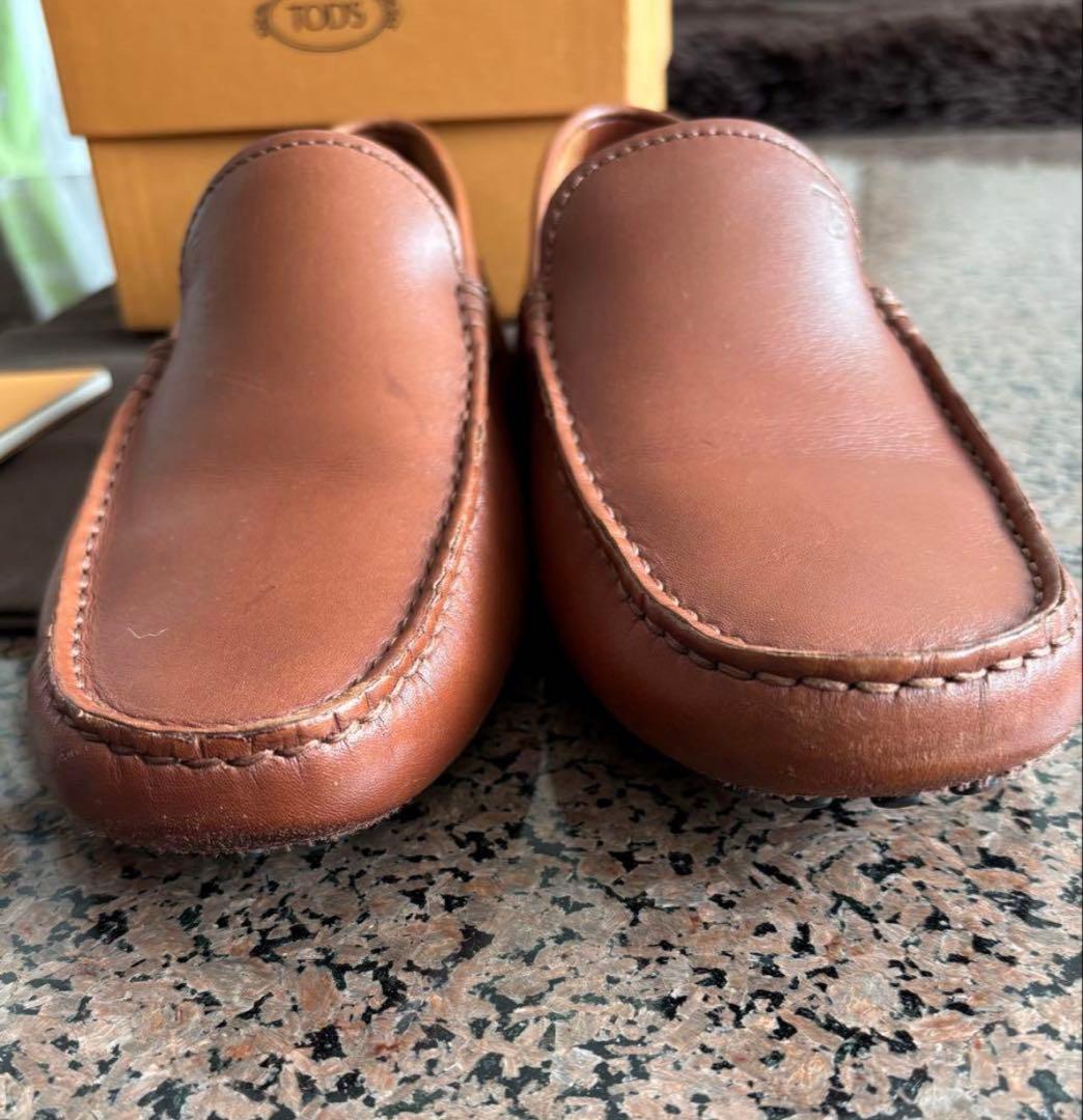 TOD'S トッズゴンミーニ　ドライビングシューズ　カタログのオマケ付き