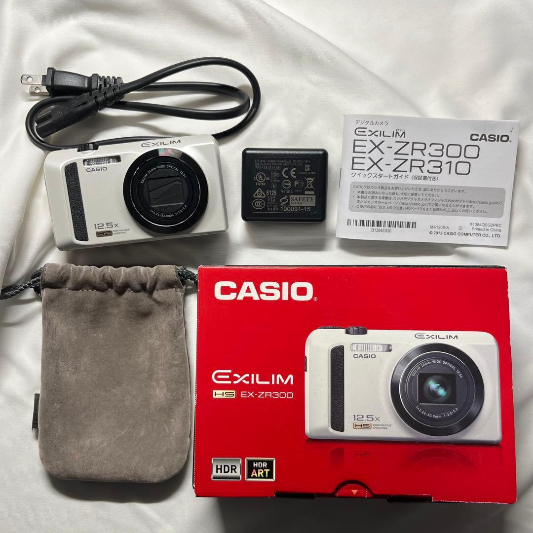 CASIO コンパクトデジタルカメラEXILIM EX-ZR300【美品】