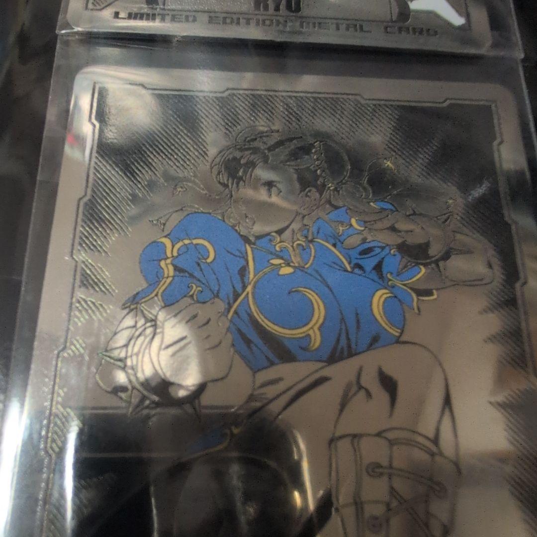 非売品　新品未開封 MarvelvsCapcom ピンバッジ&メタルカードセット