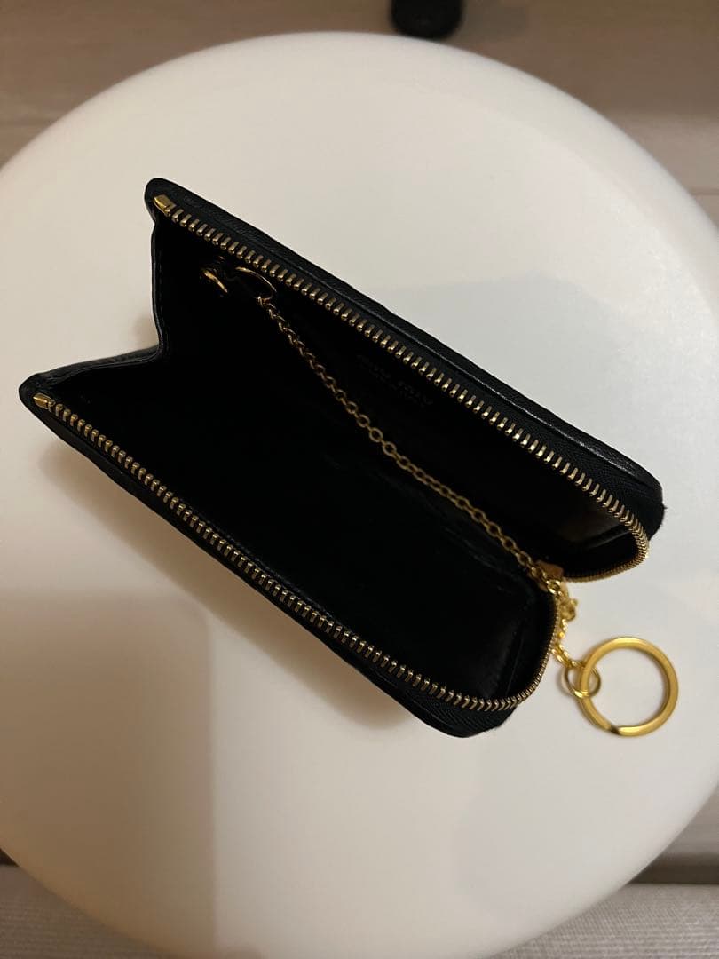 MIU MIU ミュウミュウ マテラッセ キーケース付きケース　ブラック