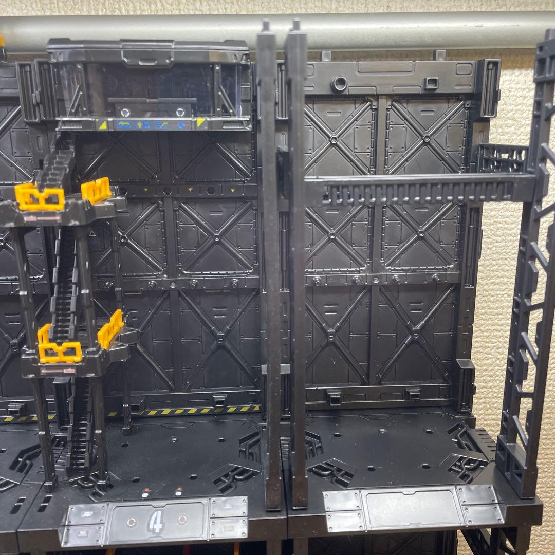 ガンダムフィギュア 10体セット ディスプレイスタンド付き