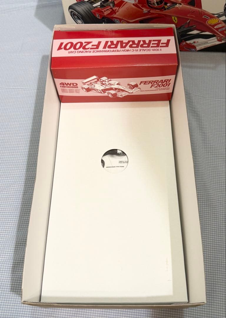 タミヤ◆フェラーリF2001 1/10スケール 4WD 1/10
