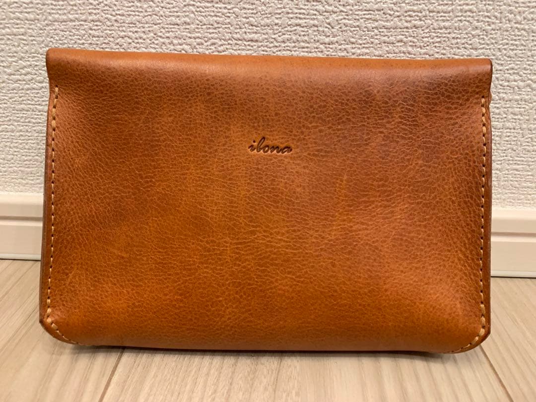 ibona イタリアン・オイルレザー『ペティ・ポーチ(マキシマム)』
