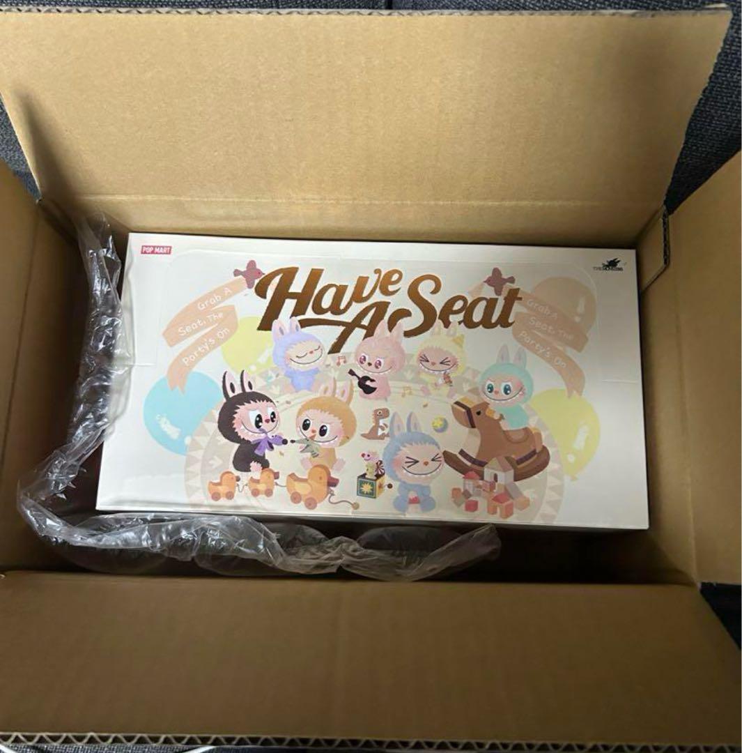 ポップマート ザ モンスターズ (ラブブ) ハブアシート ぬいぐるみ シリーズ