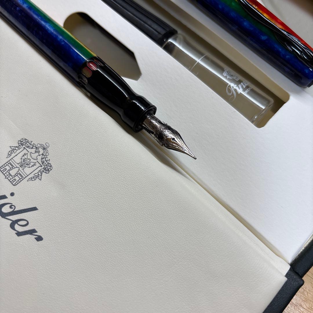 Pineider レインボー万年筆 F