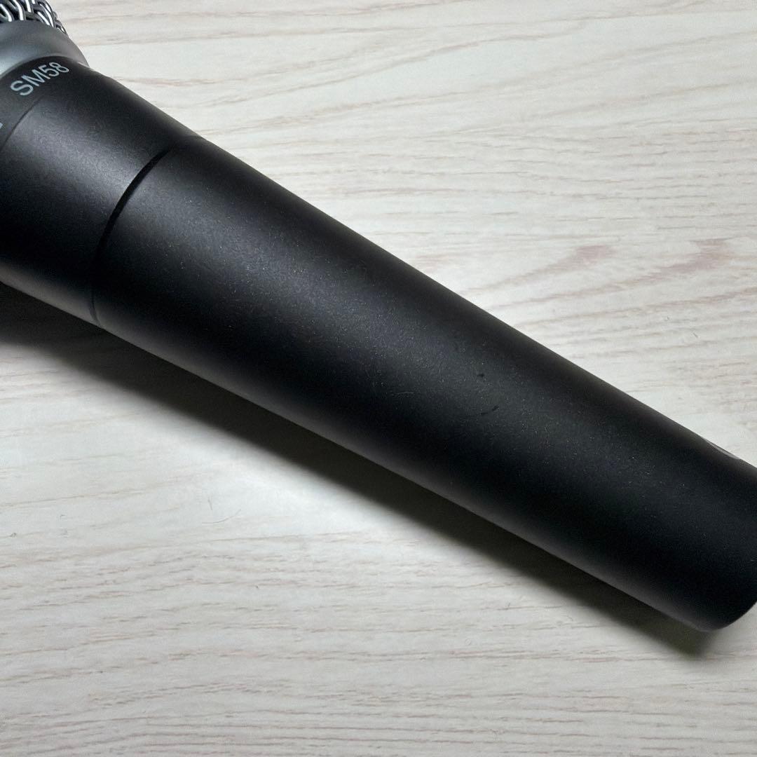 ボーカルマイクロホン(SM58)