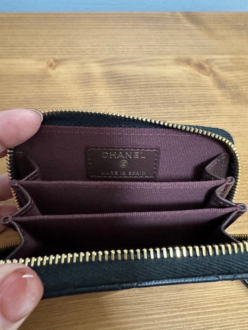 CHANEL クラシック ジップ パース