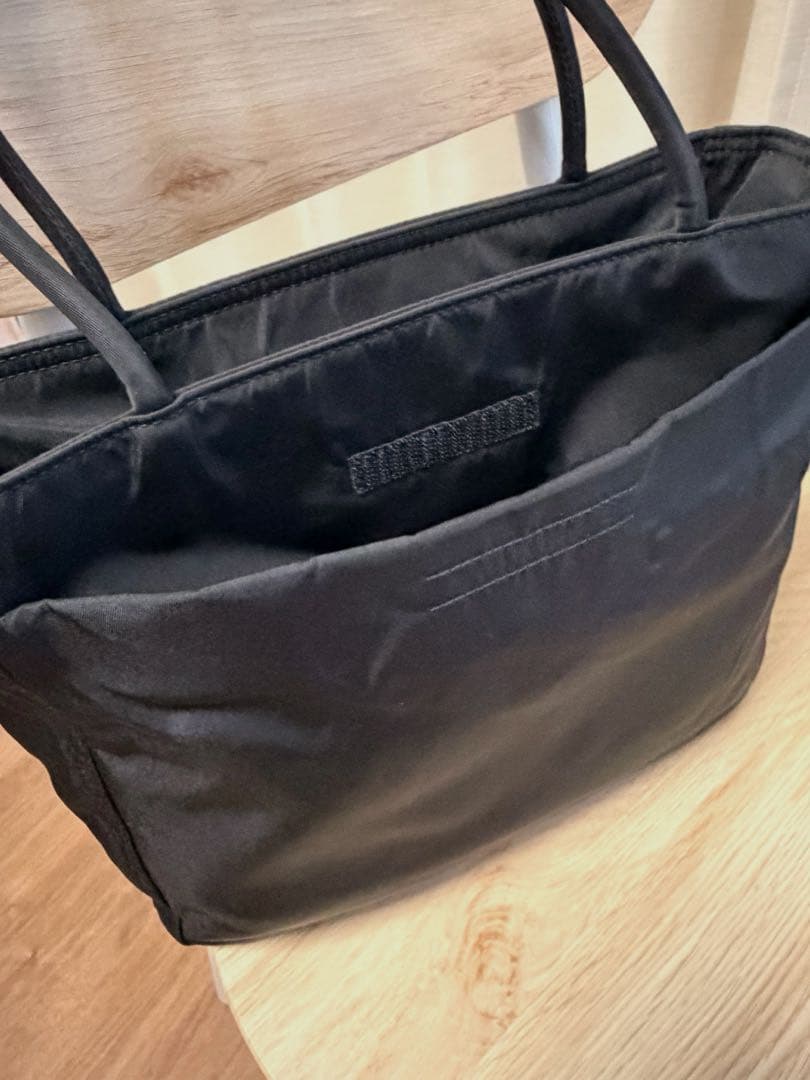 PRADA METROPOLI ハンドバッグ 黒　プラダ