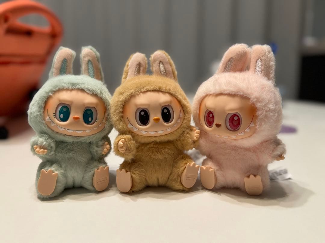 正規品LABUBU ラブブ Have a Seat