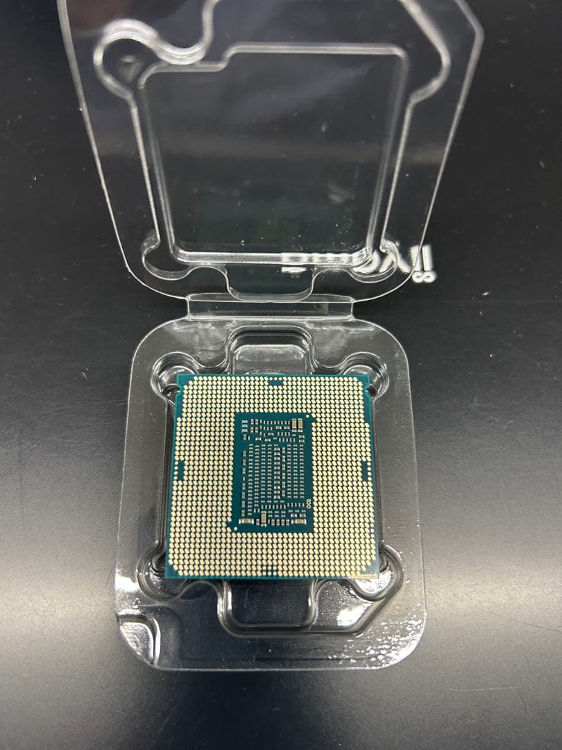 第８世代　Intel Core i7-8700 CPU