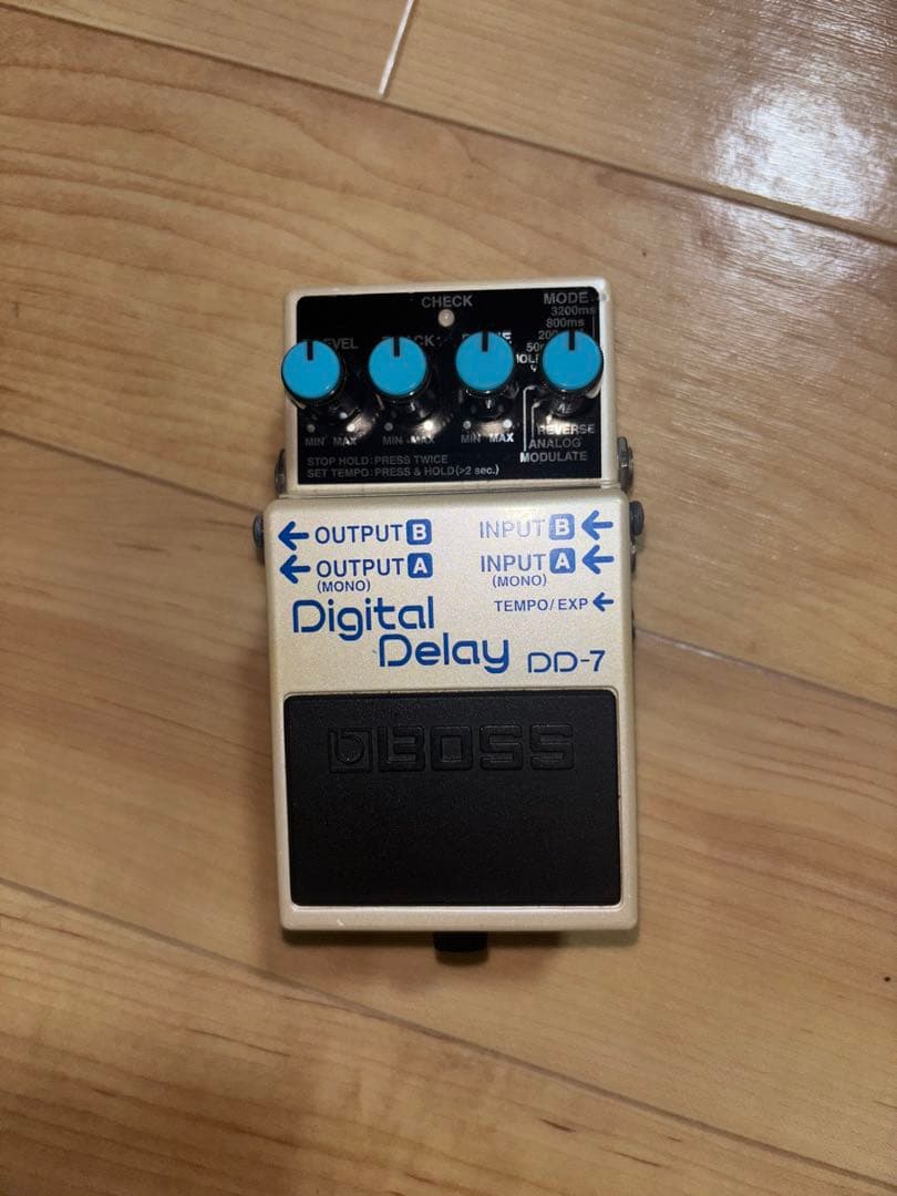 BOSS Digital Delay DD-7 ギターエフェクター