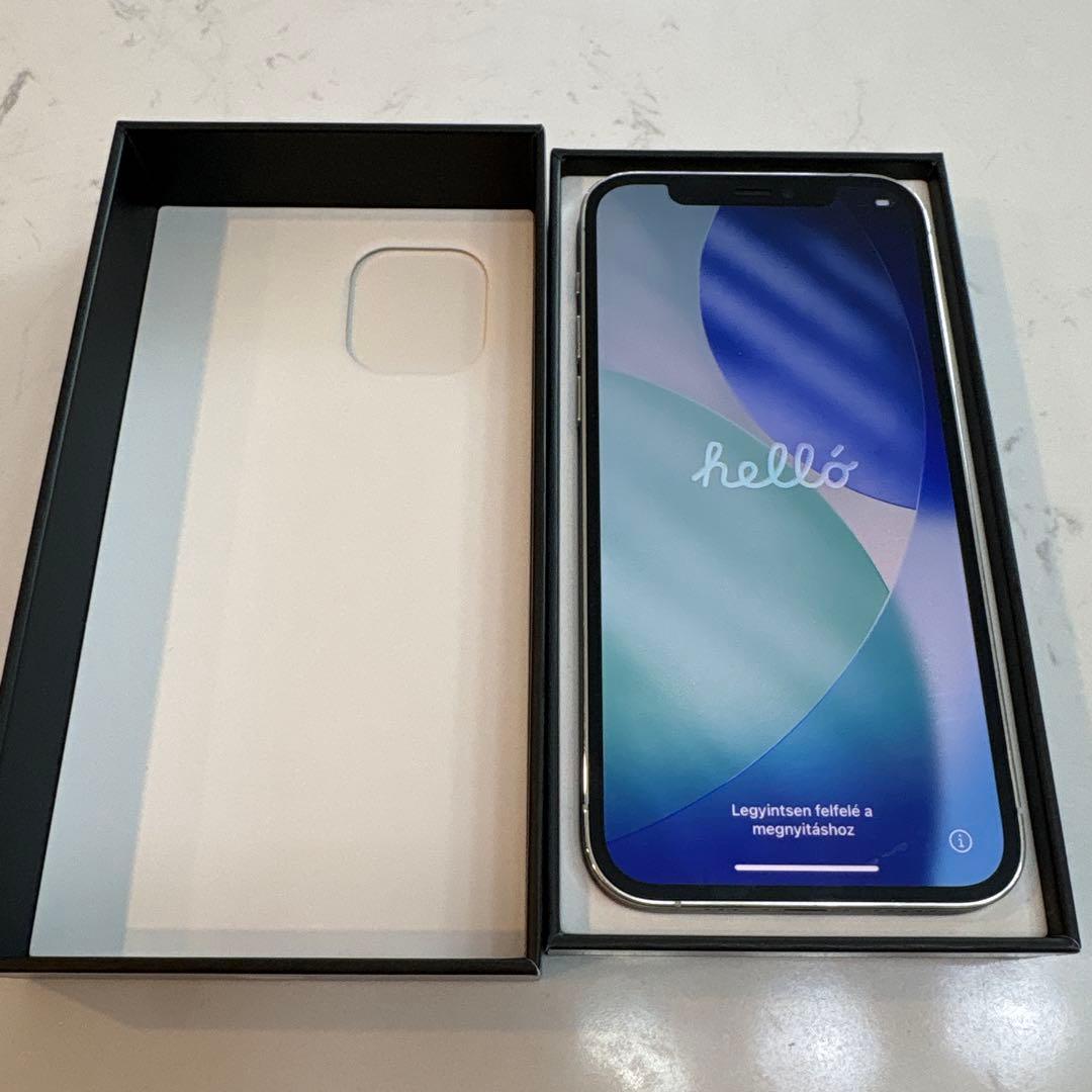 b*3様 Apple iPhone 12 Pro 128GB シルバー SIMフ