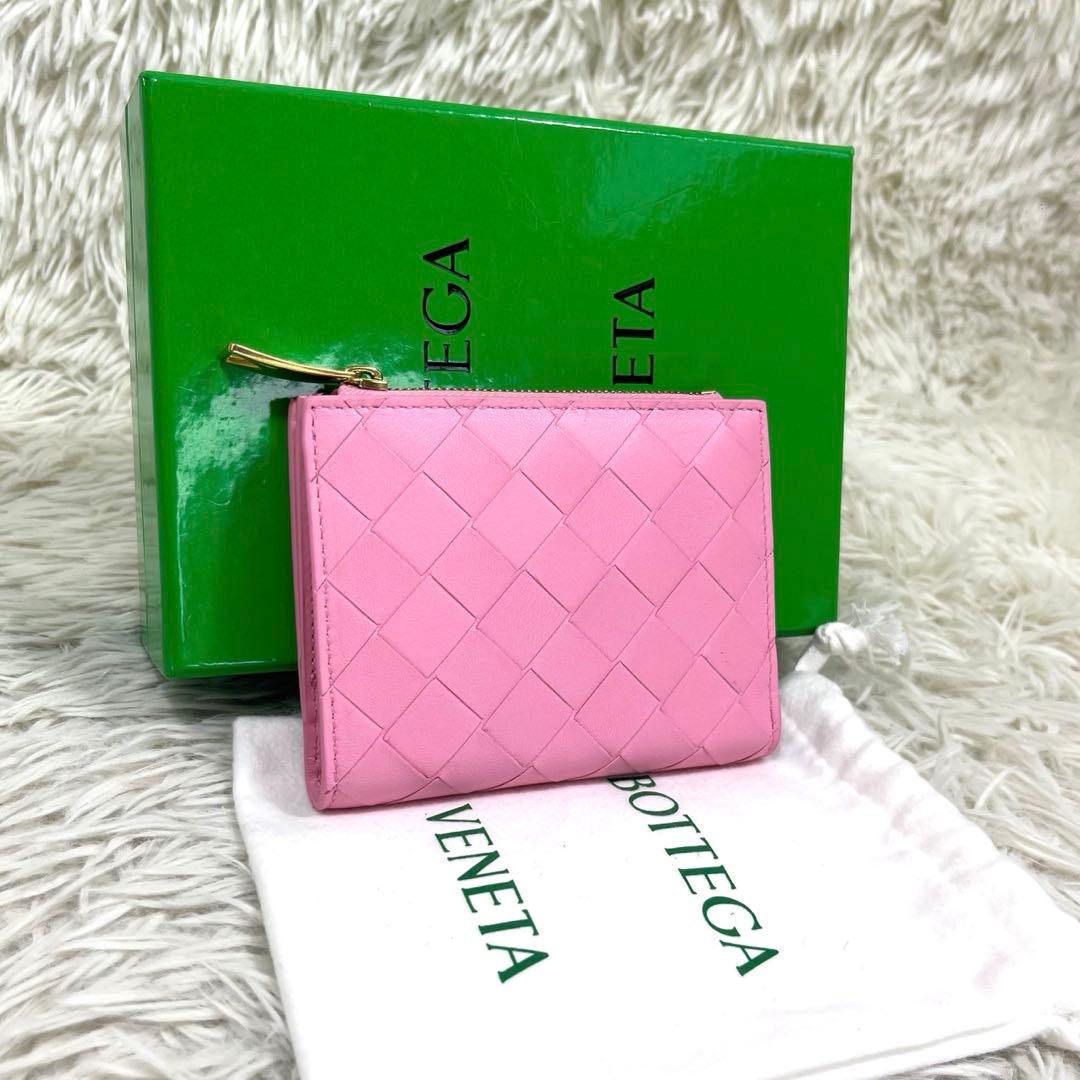 未使用級‼️BOTTEGA VENETA 二つ折り財布　イントレチャート　レザー